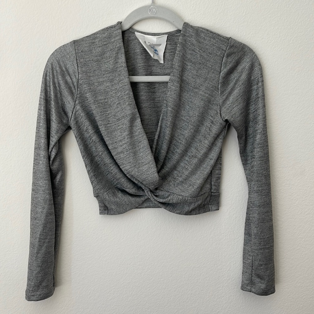 BLUE LIFE (S) CROPPED METALLIC GRAY TWIST STYLE TOP